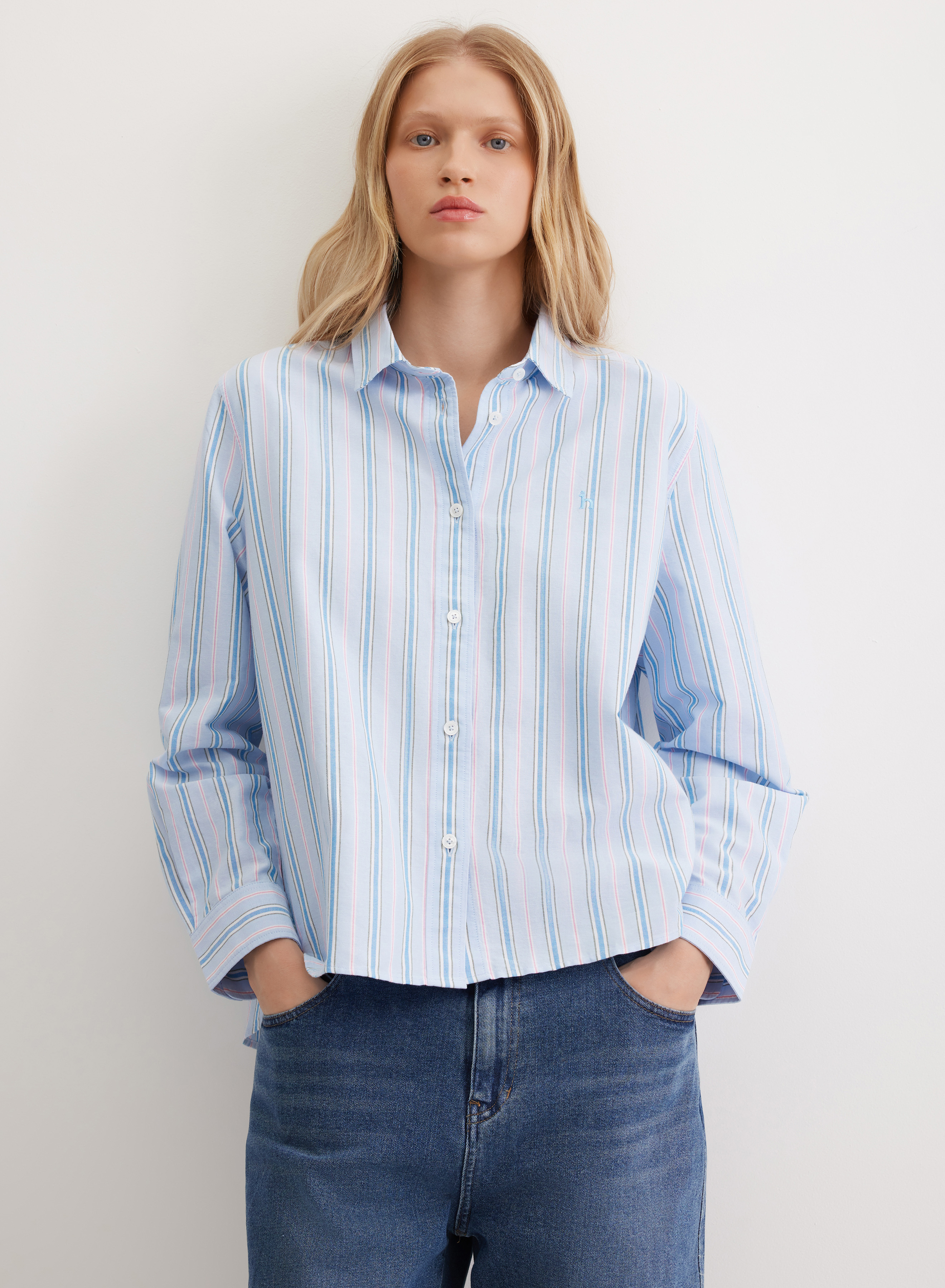 Рубашка в контрастную полоску с отложным воротником - основное изображение товара