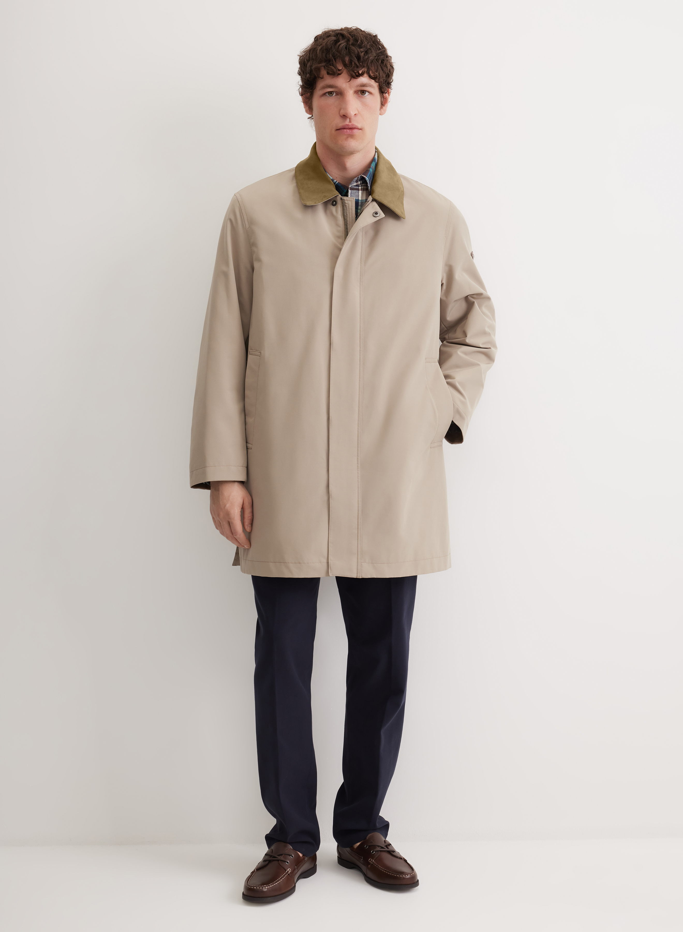 Прямой плащ на молнии с контрастным воротником и подстежкой  - основное изображение товара