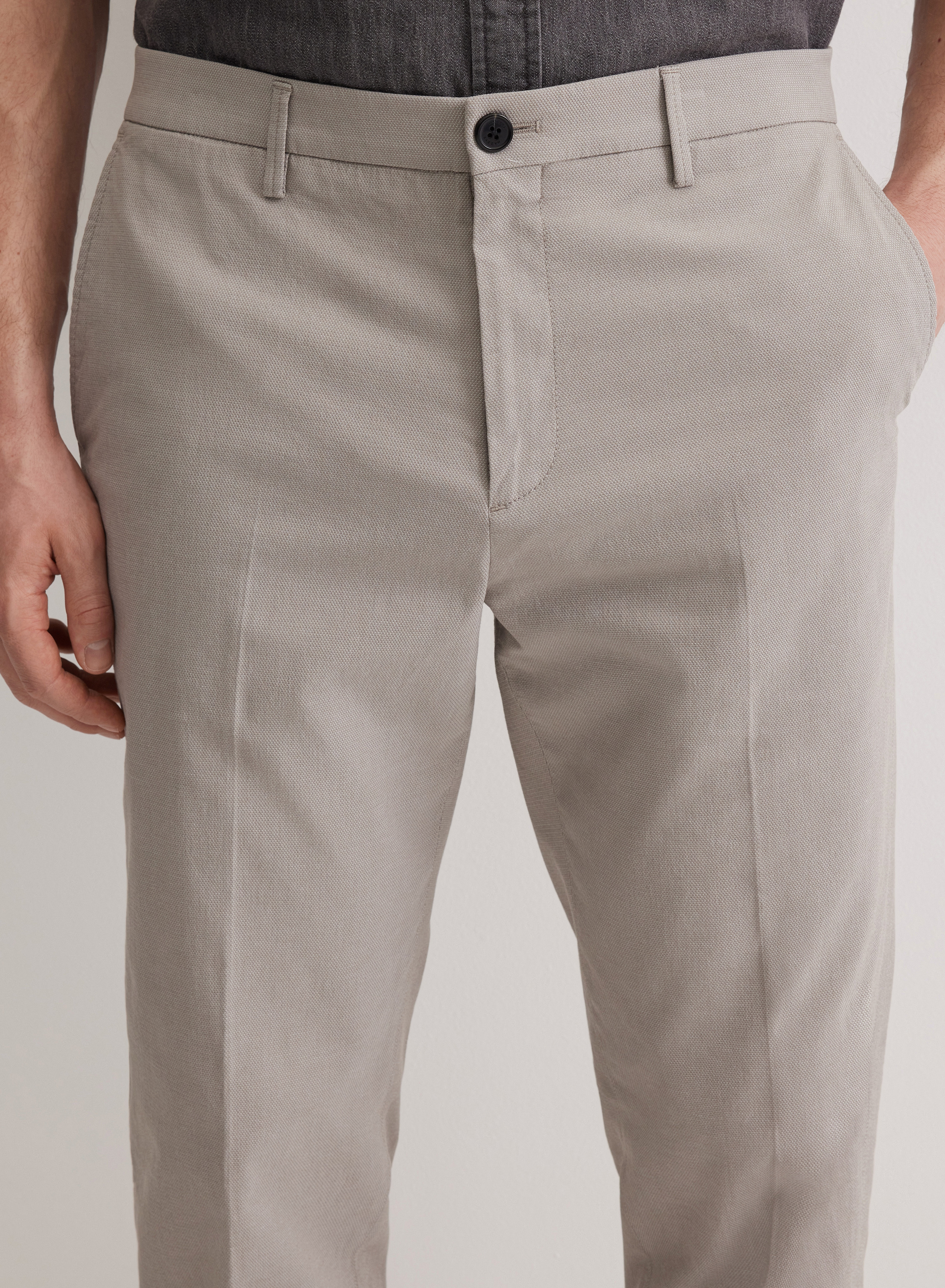 Брюки прямого силуэта со складками  - основное изображение товара