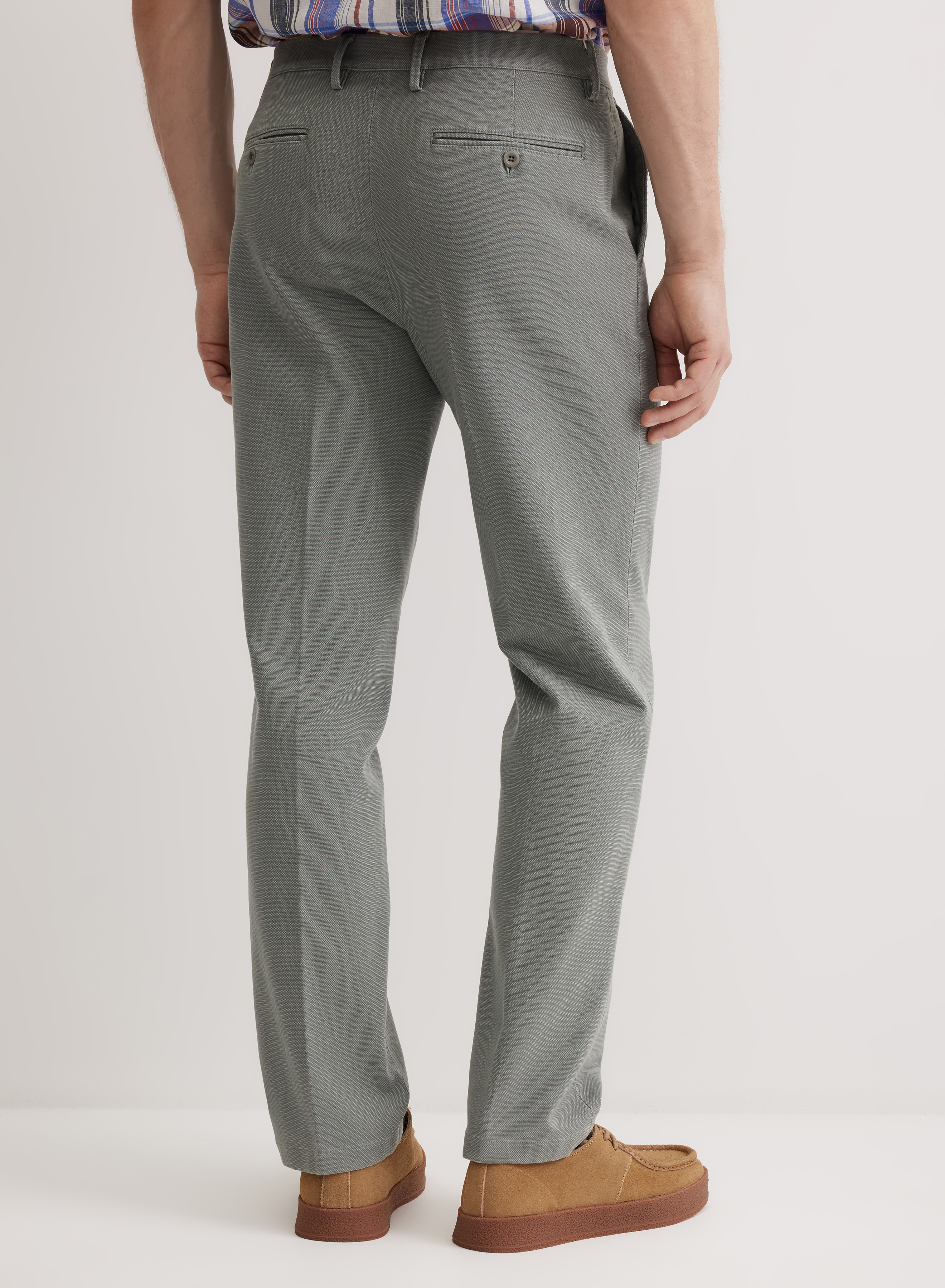 Брюки с прорезными карманами прямого кроя - основное изображение товара