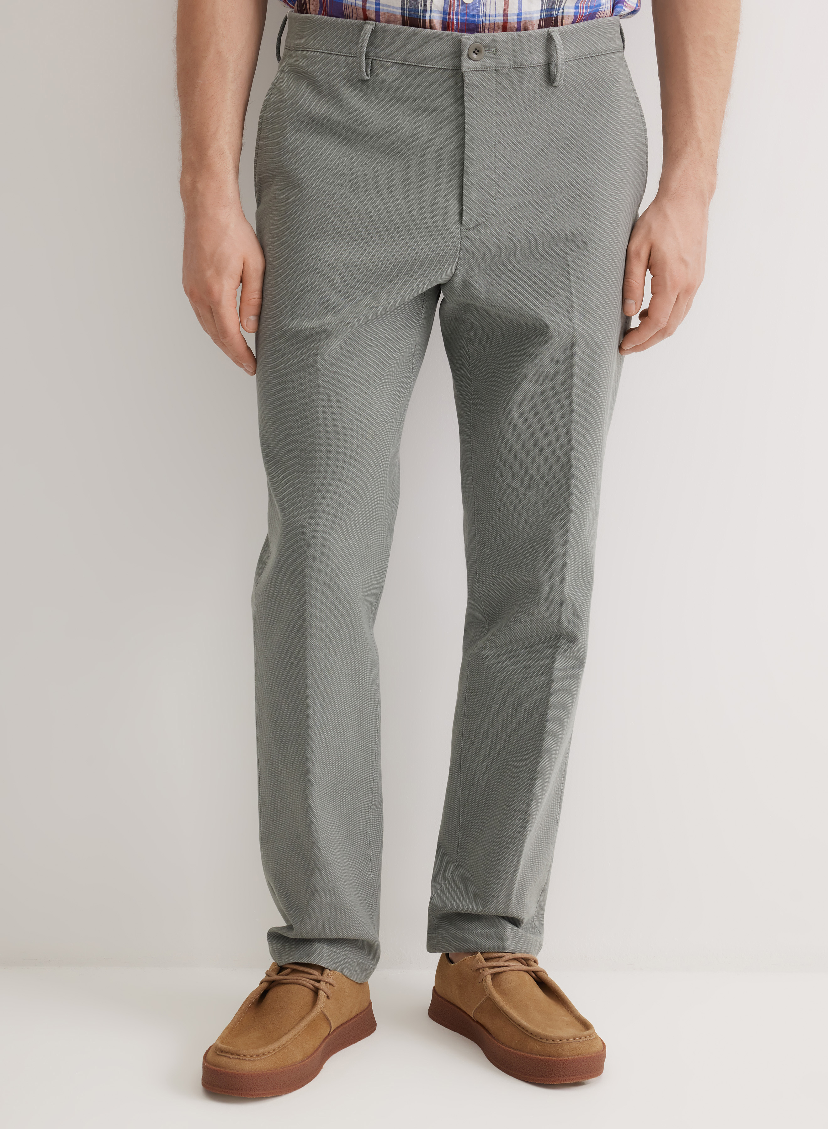 Брюки с прорезными карманами прямого кроя - основное изображение товара