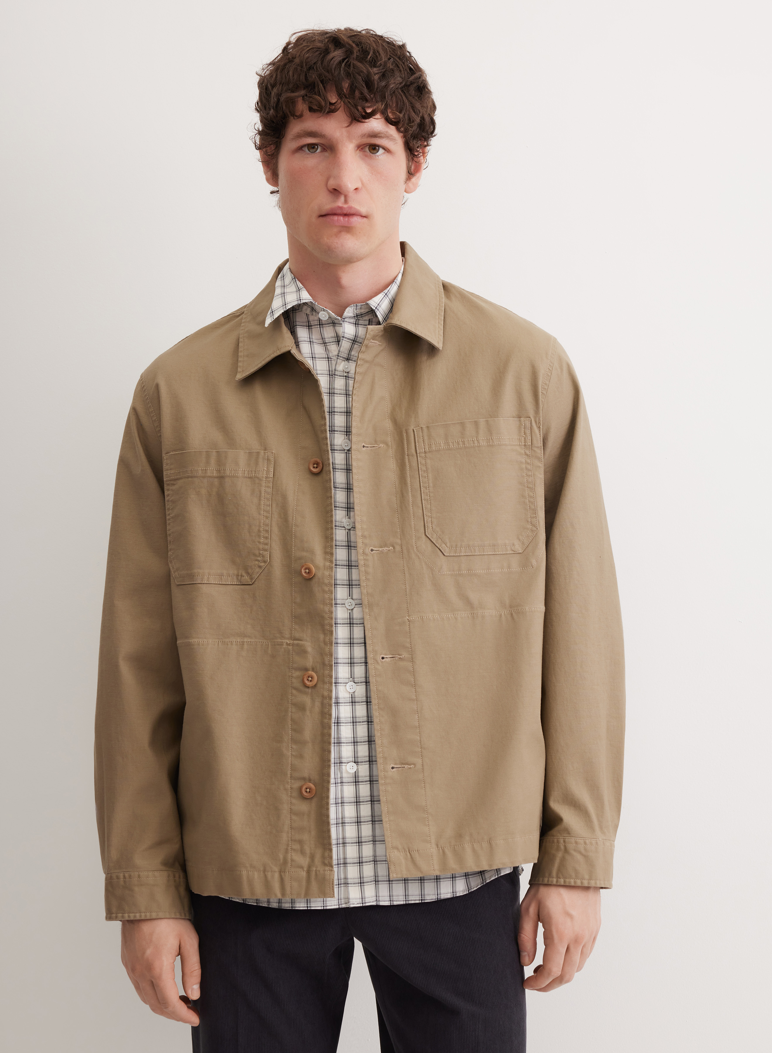 Базовая повседневная куртка с карманом - основное изображение товара