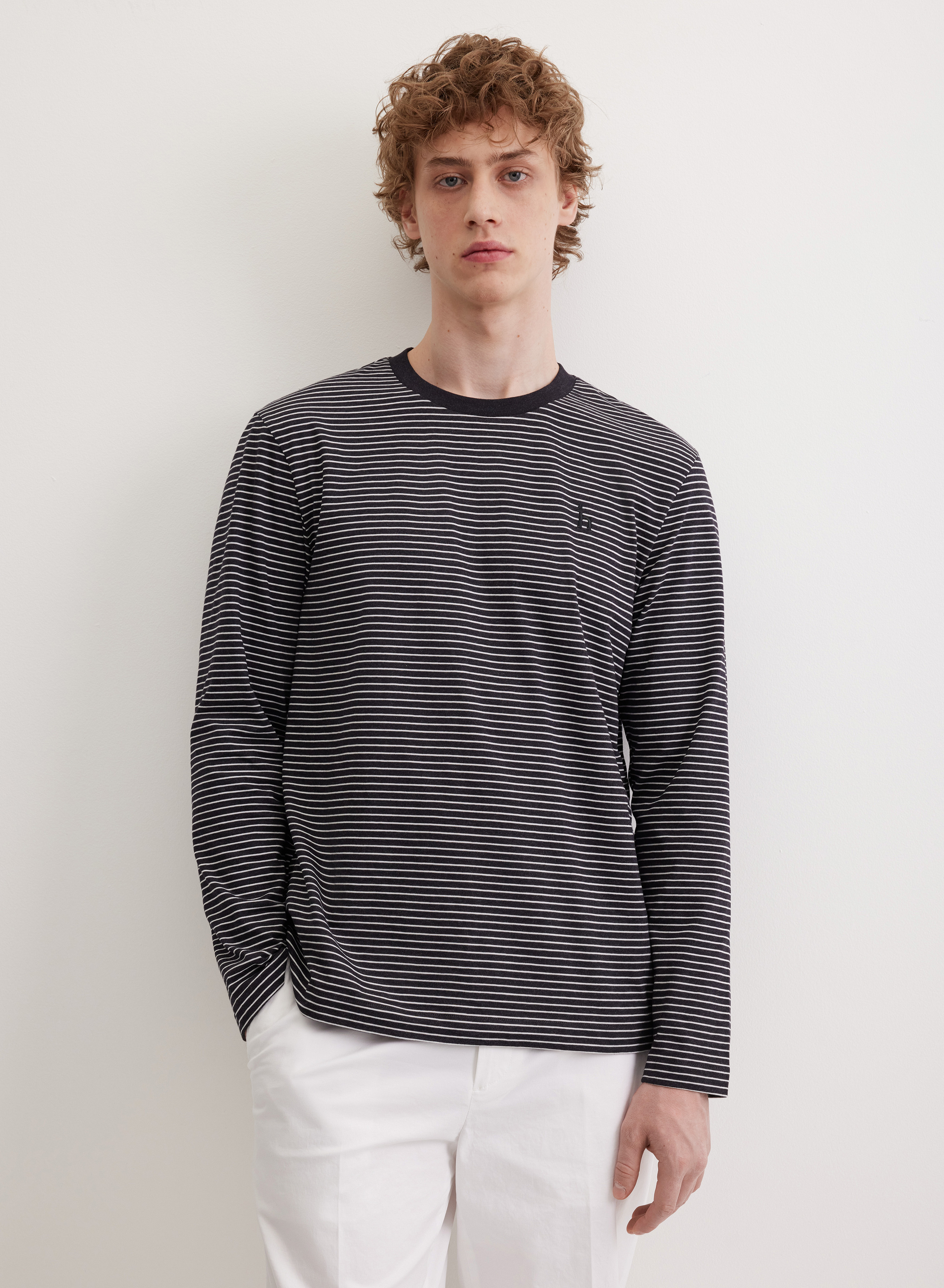 Лонгслив с контрастным принтом и длинным рукавом - основное изображение товара