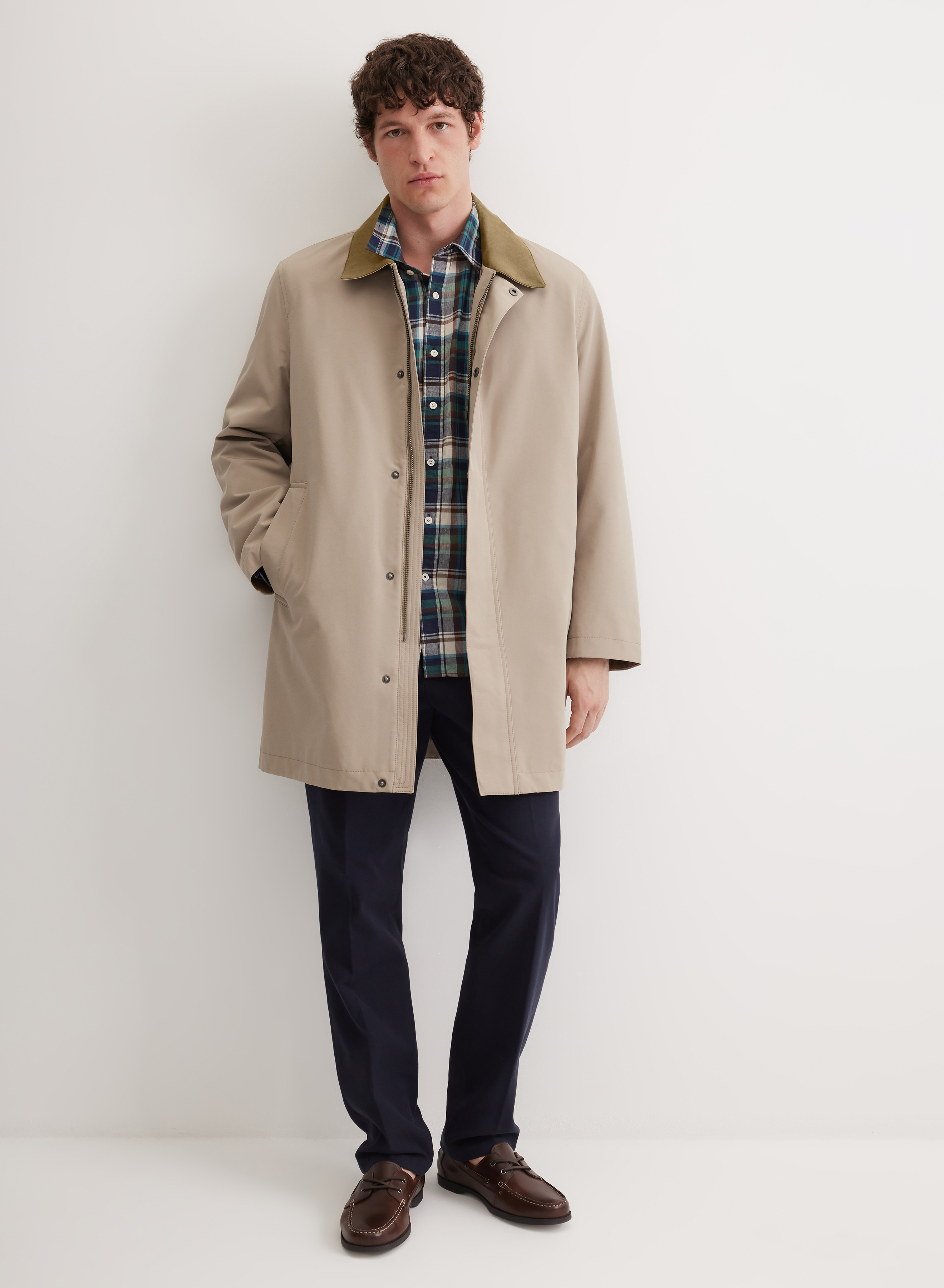 Прямой плащ на молнии с контрастным воротником и подстежкой  - основное изображение товара