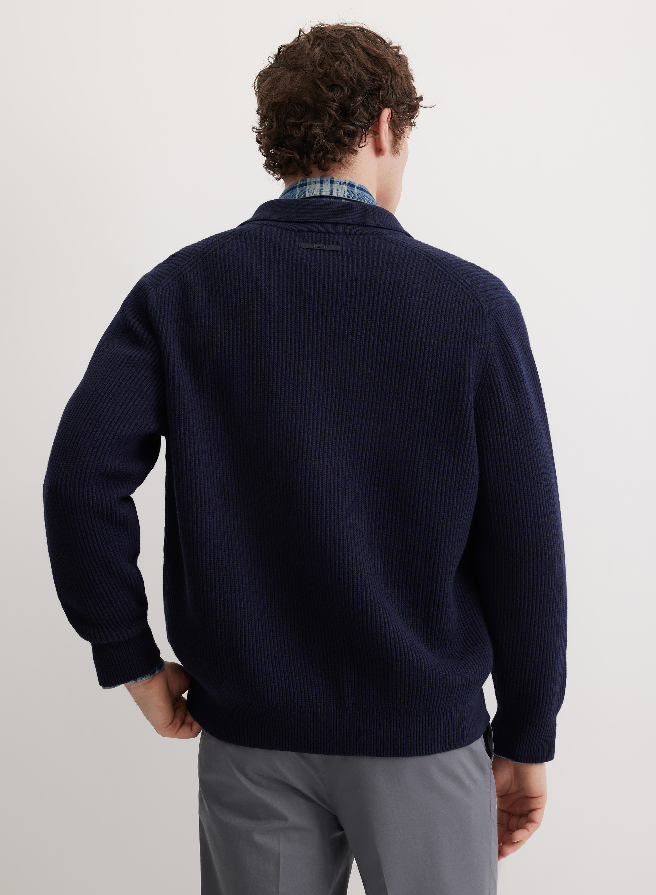 Базовый кардиган на пуговицах с длинным рукавом  - основное изображение товара