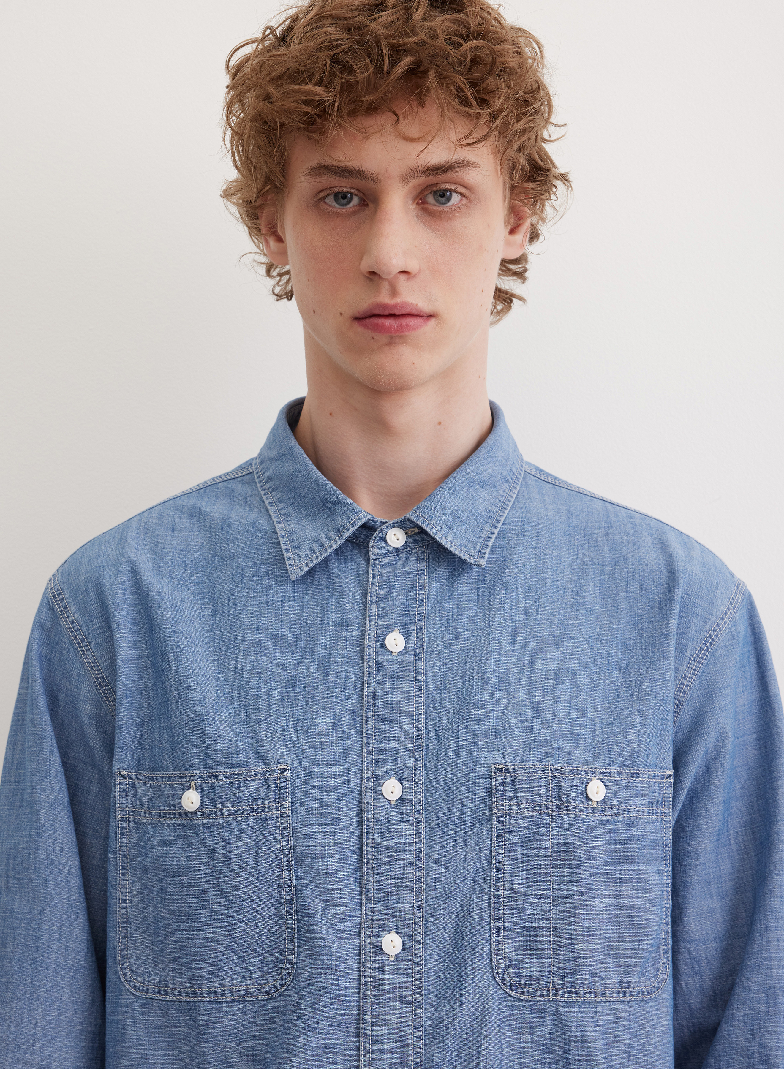 Джинсовая рубашка свободного кроя с фигурным низом - основное изображение товара