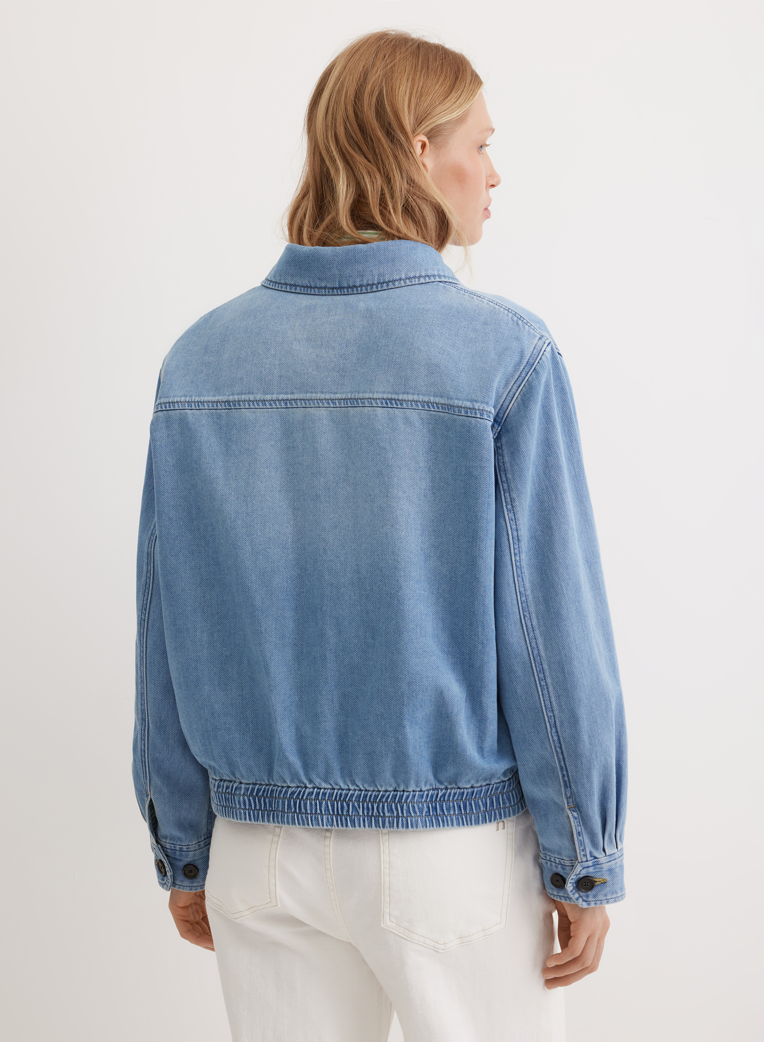 Джинсовая куртка с отложным воротником на резинке  - основное изображение товара