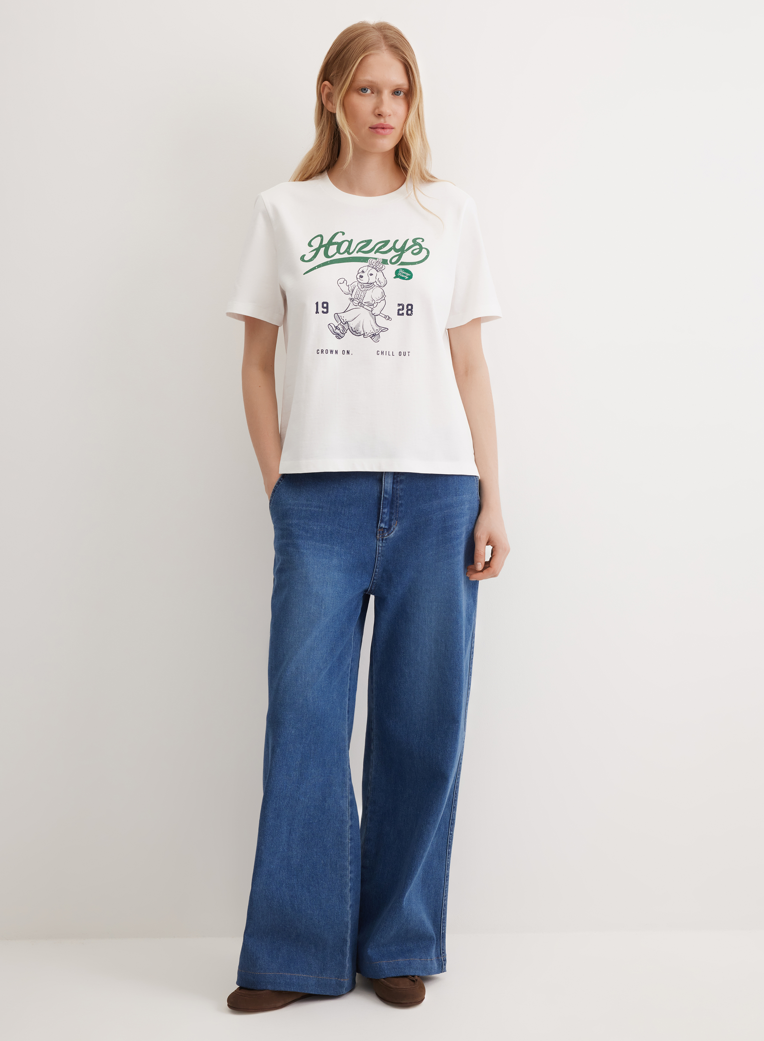 Хлопковая футболка с ярким фирменным принтом - основное изображение товара