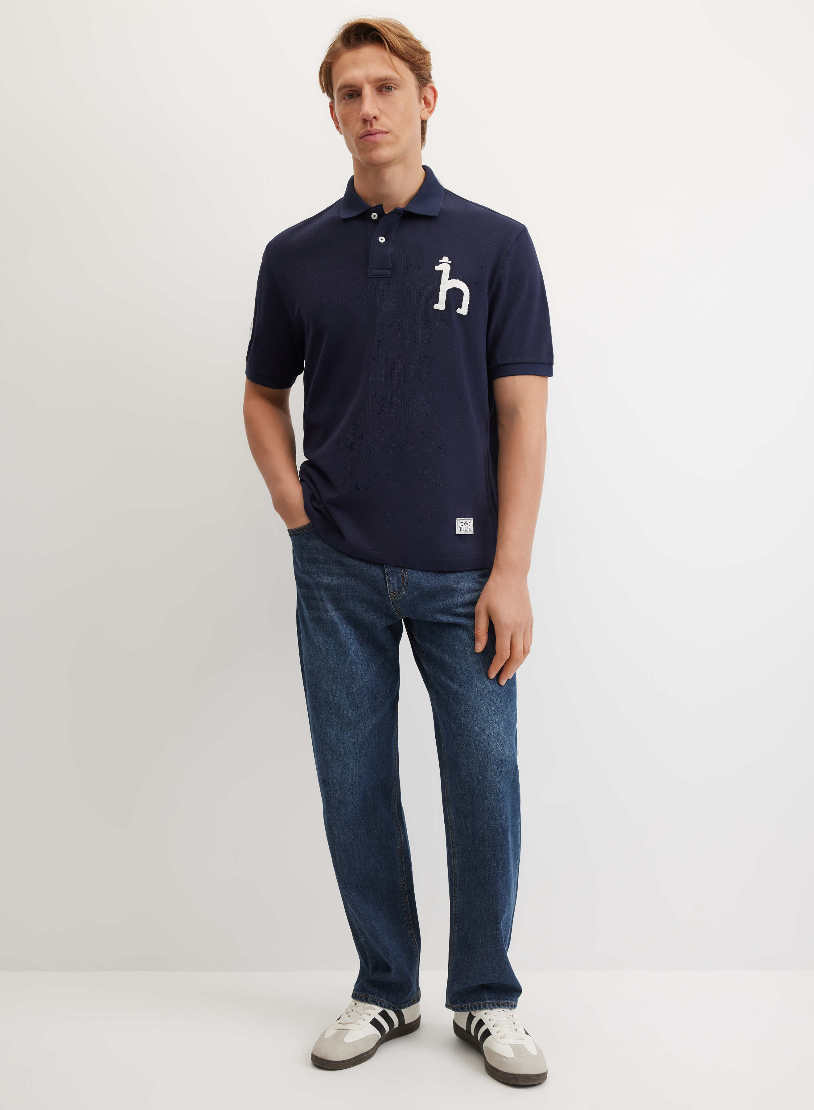 Поло с большой контрастной вышивкой - основное изображение товара