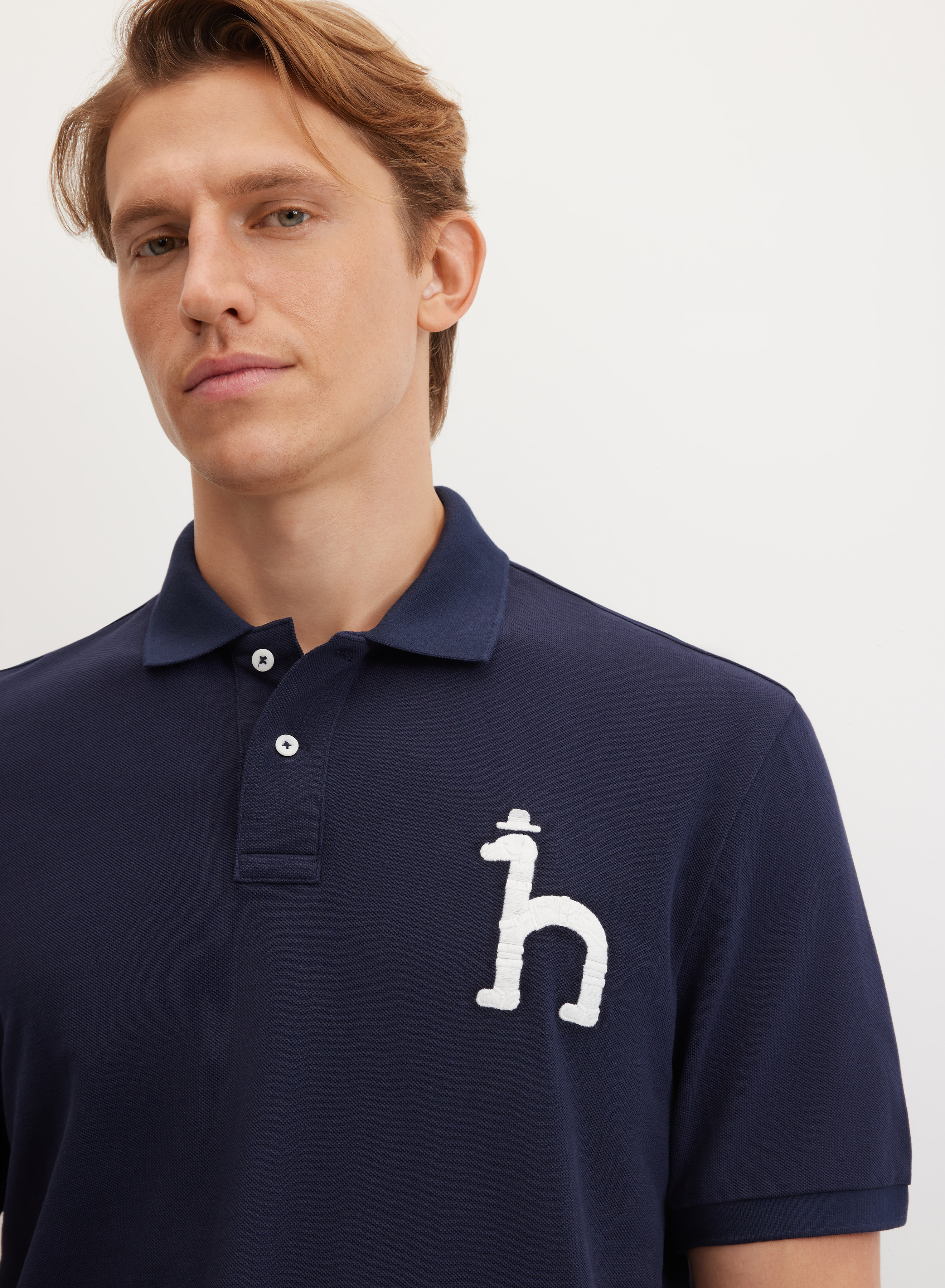 Поло с большой контрастной вышивкой - основное изображение товара