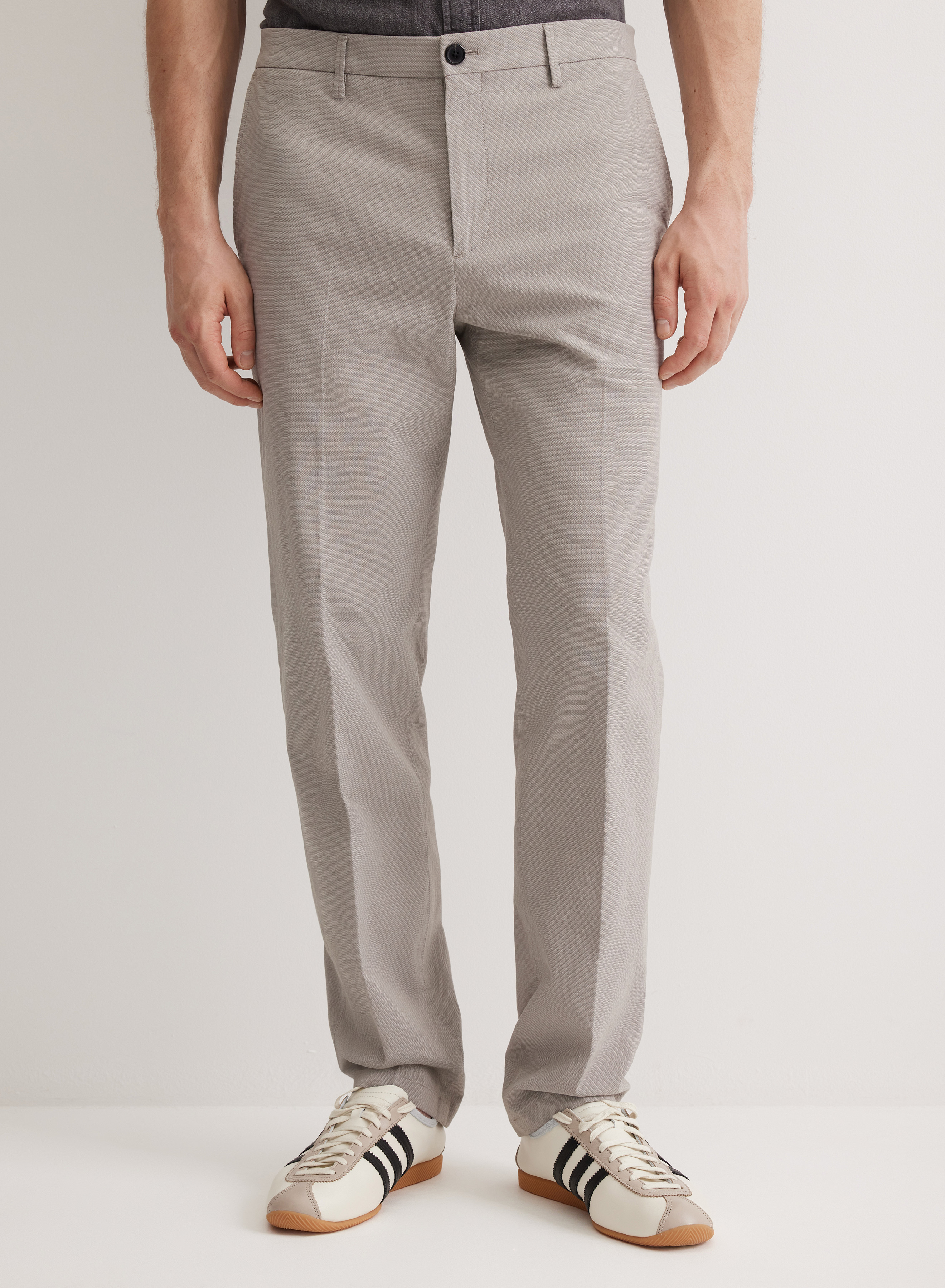 Брюки прямого силуэта со складками  - основное изображение товара