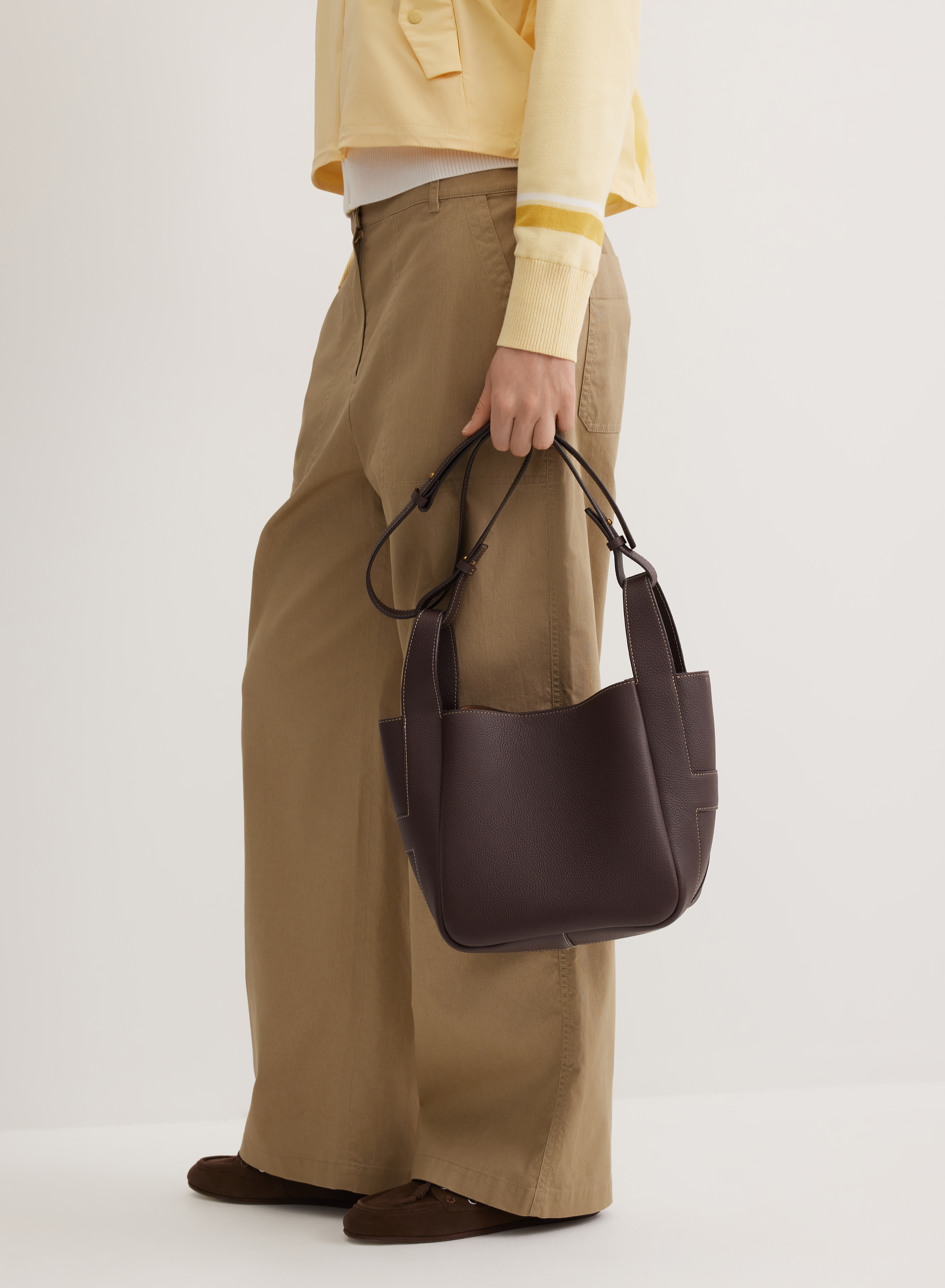 Кожаная сумка-шопер с контрастной строчкой  - основное изображение товара