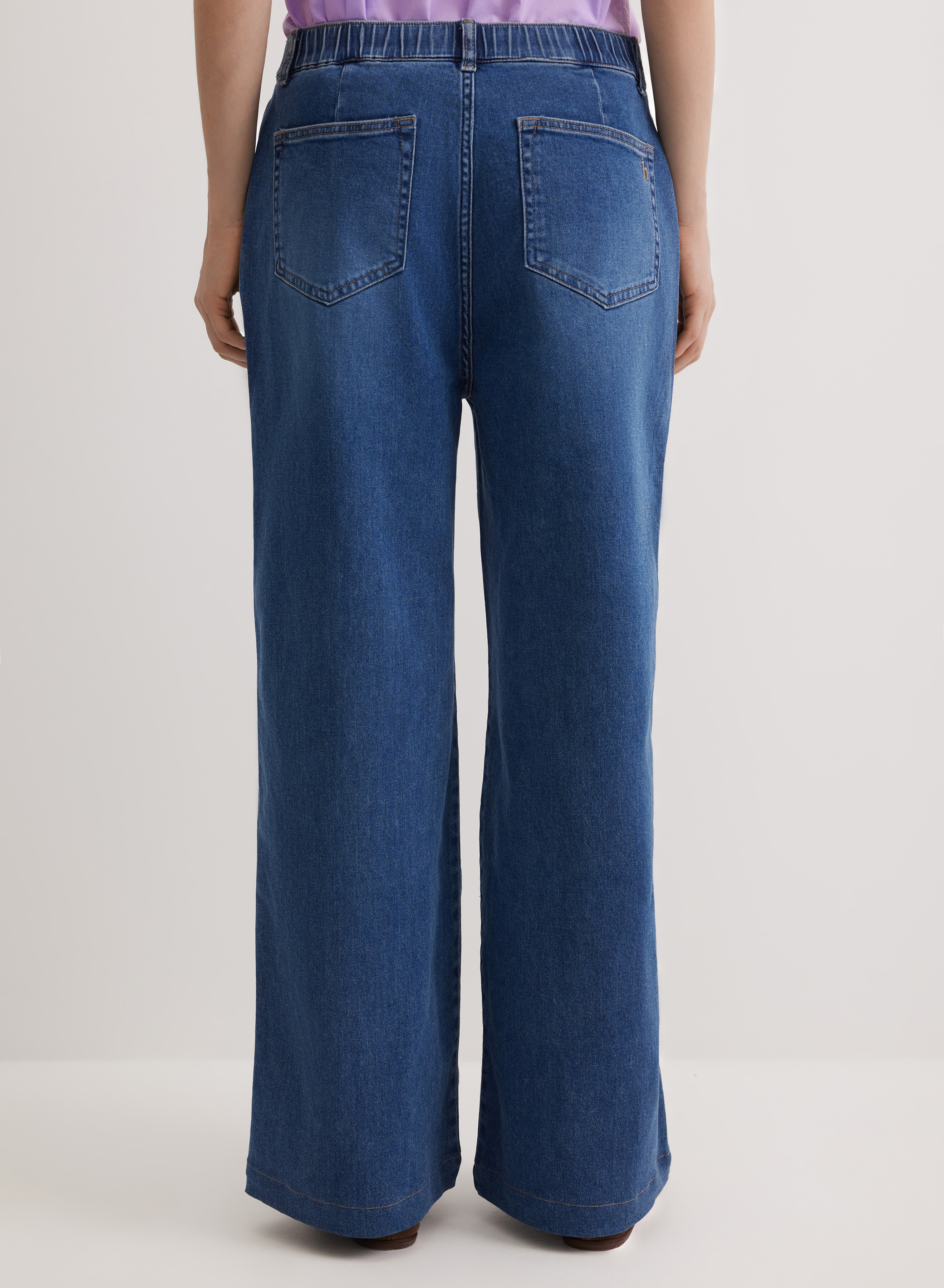 Прямые широкие джинсы с мягкой резинкой на поясе - основное изображение товара