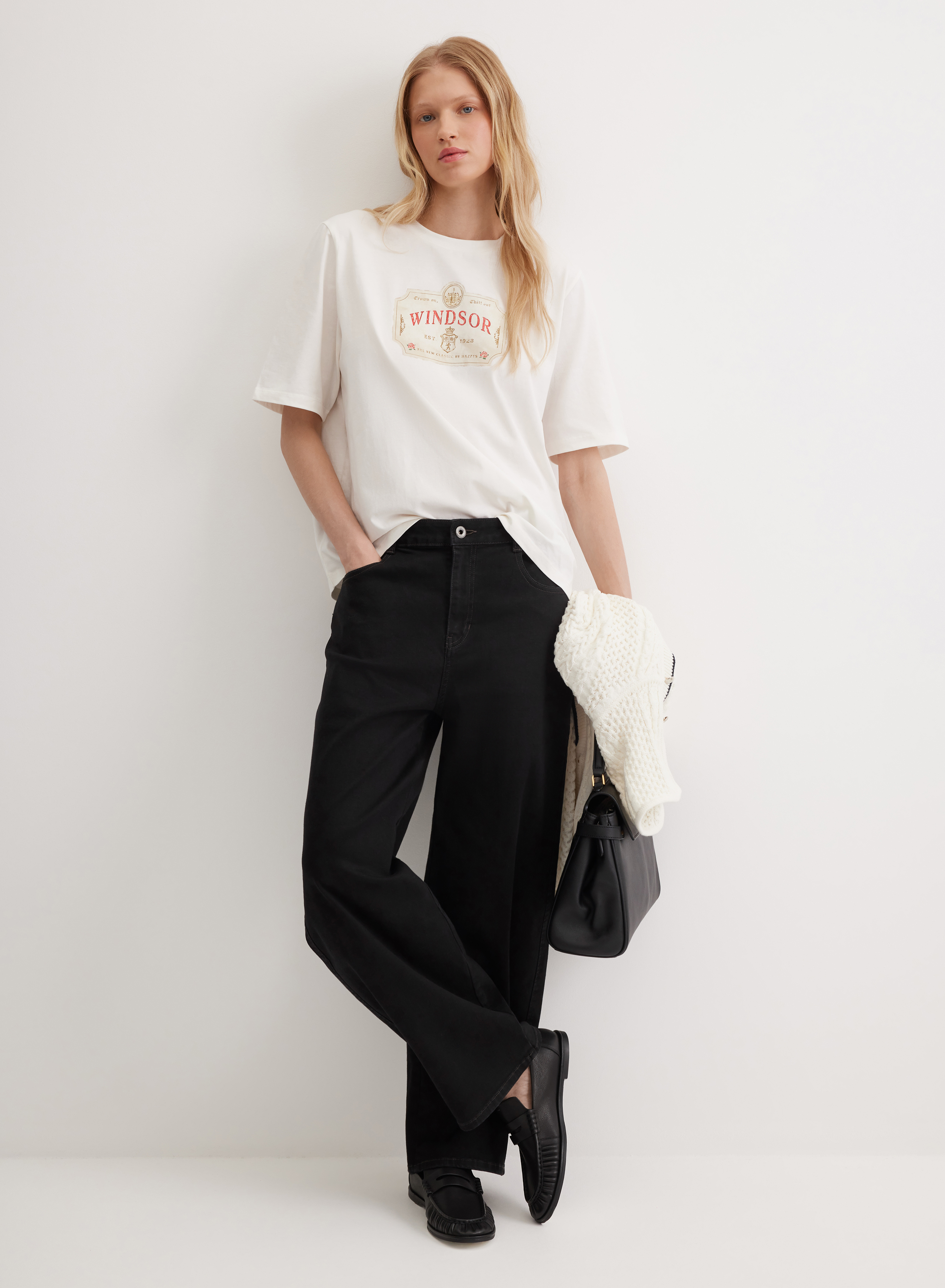 Футболка из мягкого хлопка с объемным дизайнерским рисунком - основное изображение товара