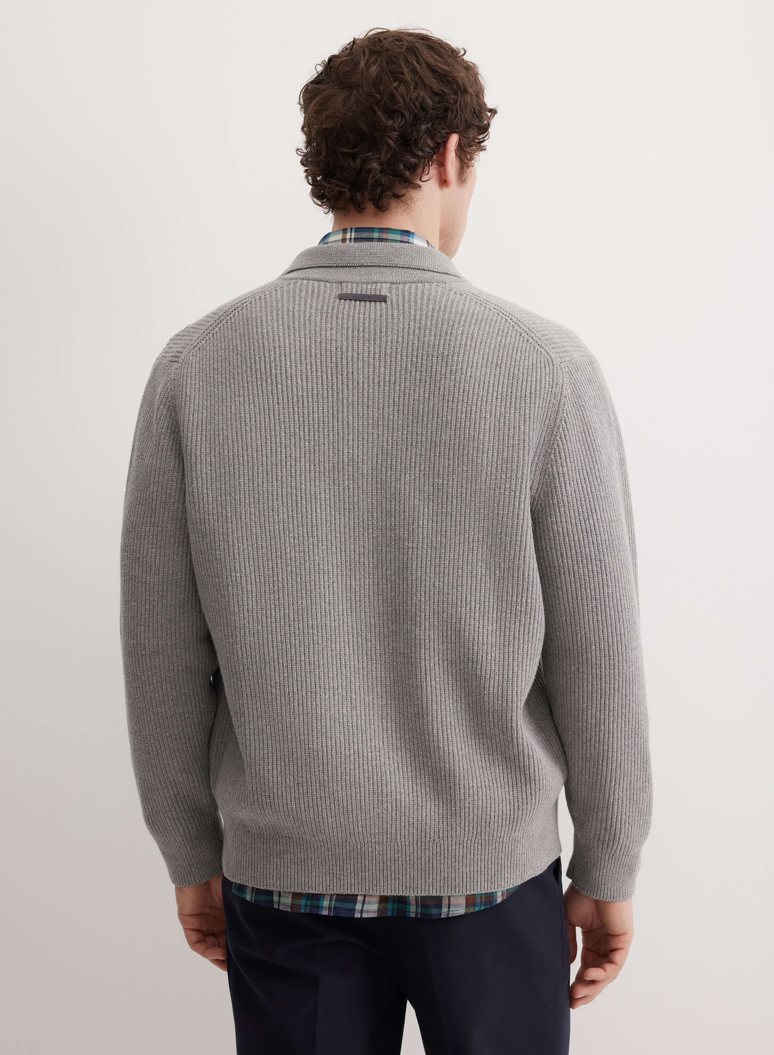 Классический кардиган с длинным рукавом и отложным воротником - основное изображение товара